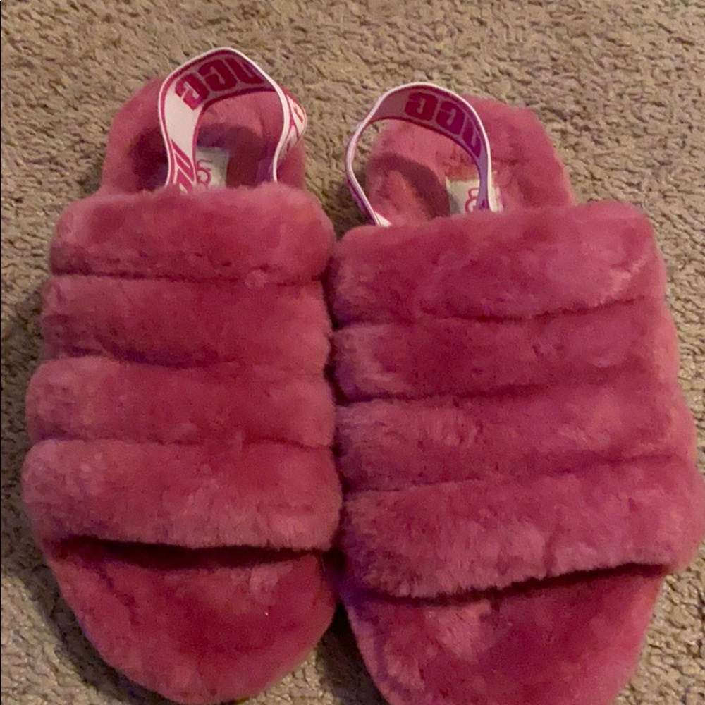 Ugg slippers size 7